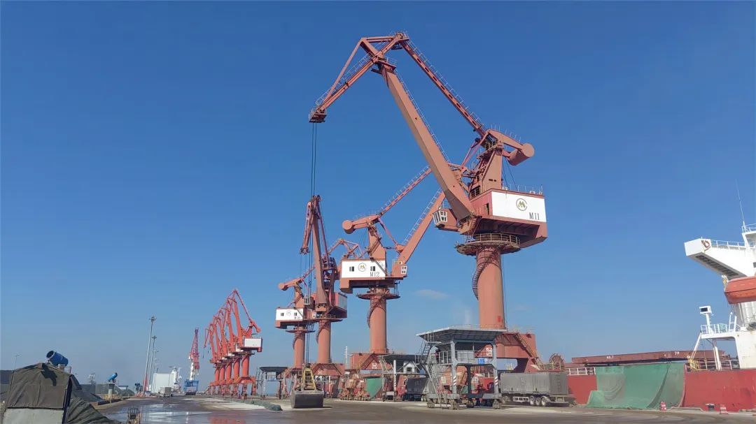 The error of the whole ship is controlled to 0.87% by the dynamic precision weighing system of the micro-special door machine.