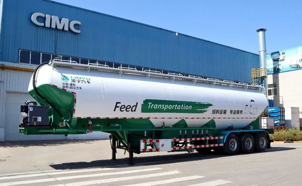 "Qi" degree is extraordinary! Lingyu's new gas-fed semi-trailer has set off a "new revolution" in the field of feed transportation?