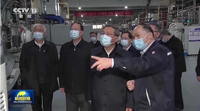 Premier Li Qiang investigated advanced manufacturing in Hunan, and Zhan Chunxin, chairman of Zoomlion, attended the forum and made a speech.