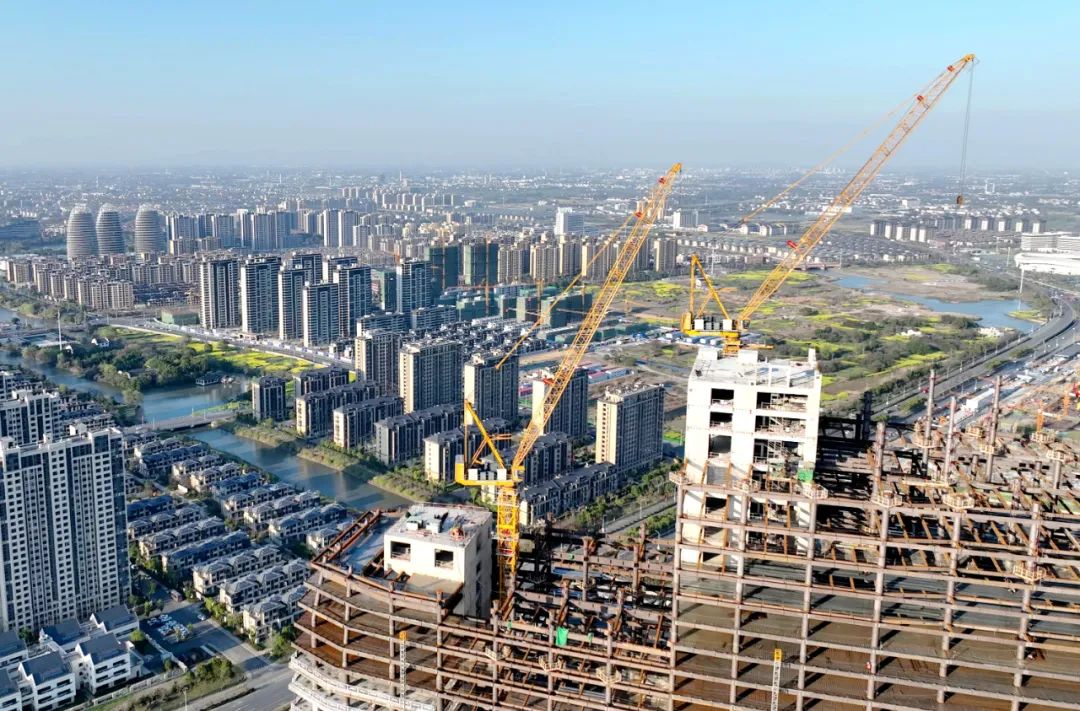 180 meters high! XCMG Tower Crane "Building" Certificate World-class "Elephant" Growth Record