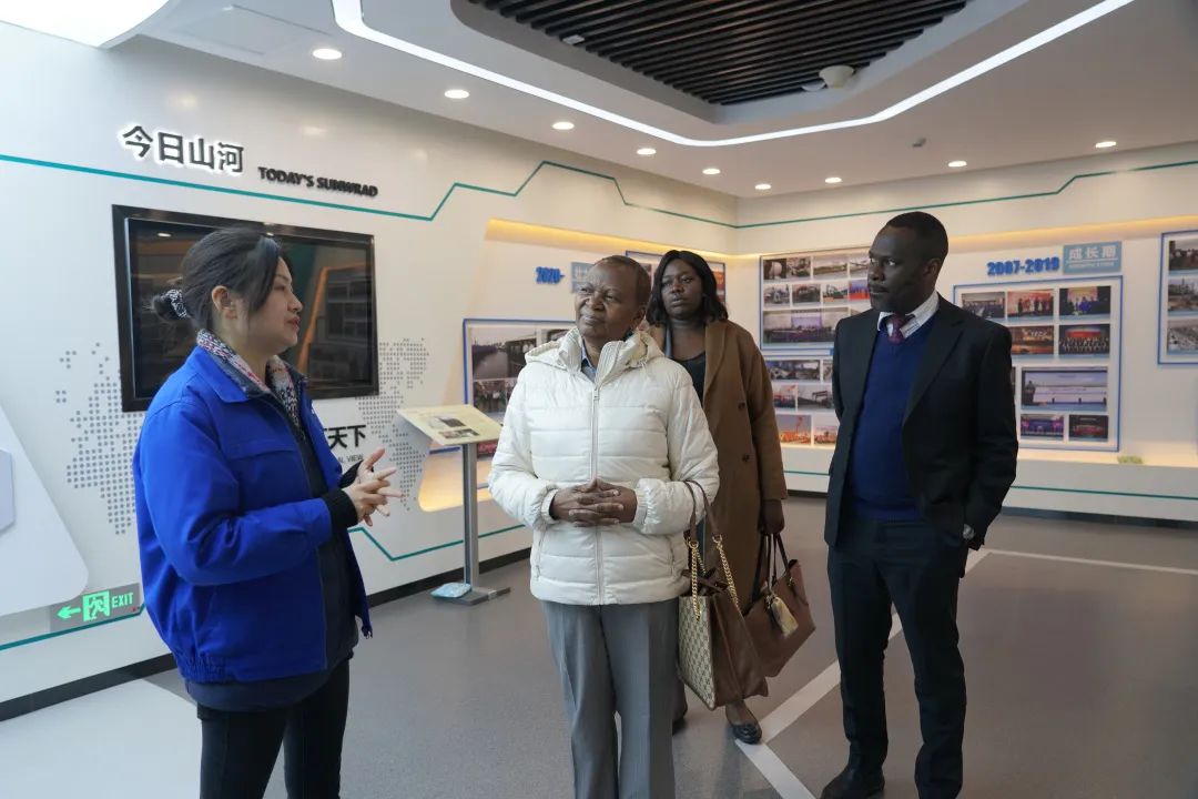Ugandan Ambassador to China Visits Sunward