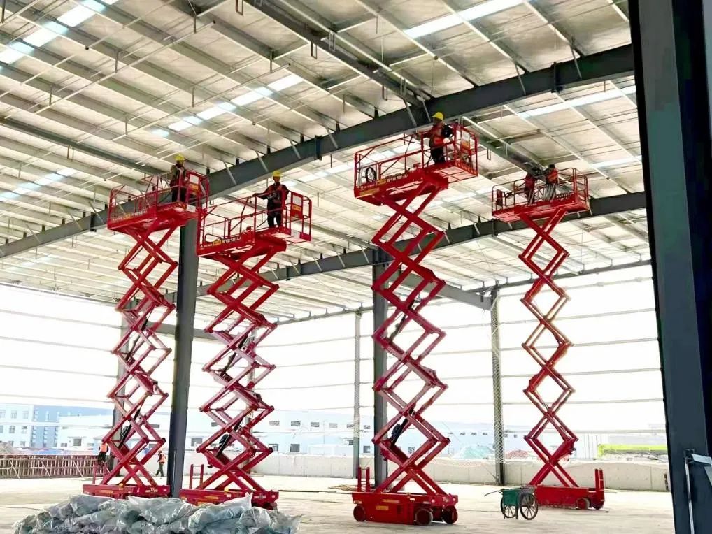 2010 Yijian Lingong Heavy Machinery Accelerates Internationalization