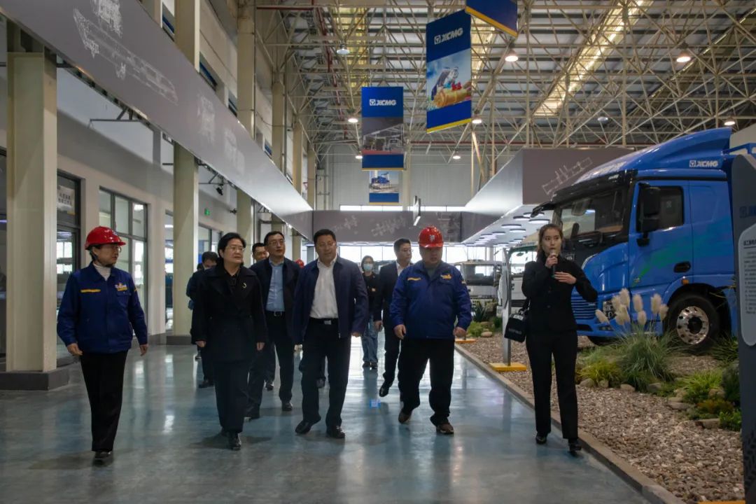 Wang Xiaoxiao, Member of the Standing Committee of Xuzhou Municipal Party Committee, Secretary of the Municipal Discipline Inspection Commission and Director of the Supervisory Committee, and His Delegation Visited to Investigate XCMG