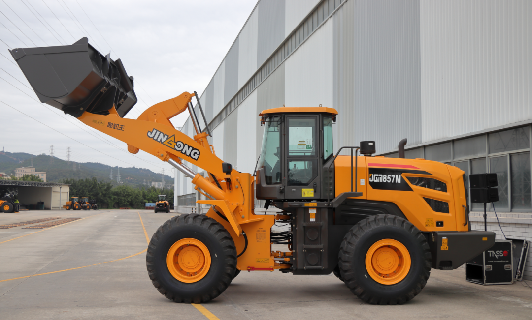 Jingong JGM857M wheel loader, the fourth national product, is efficient, comfortable, reliable and durable