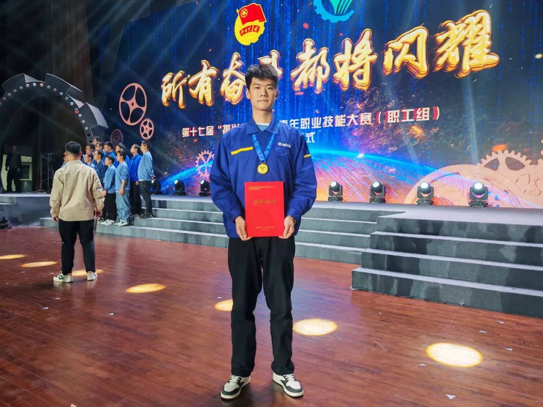 Champion Story | Yao Yongqi, a young player of XCMG's "post-00s" generation, enters for her dream