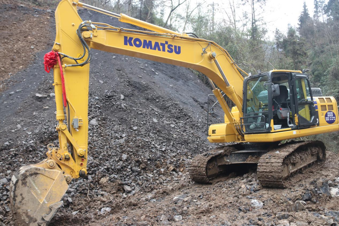 Komatsu PC200-11M0 National Fourth Excavator "Different" Quality Enjoyment