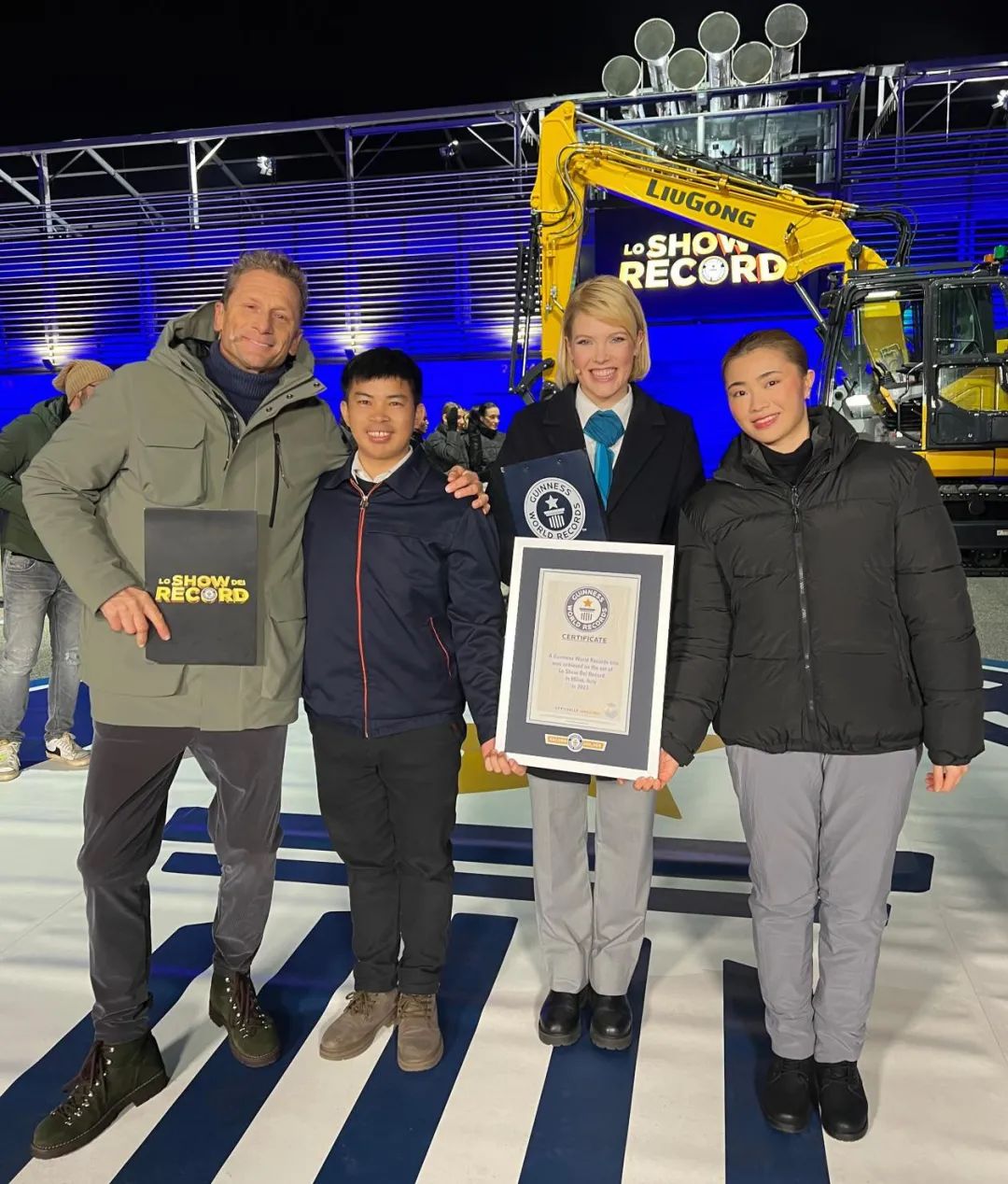 Engineer Liu and young man Zhu Fei broke the Guinness World Record again!
