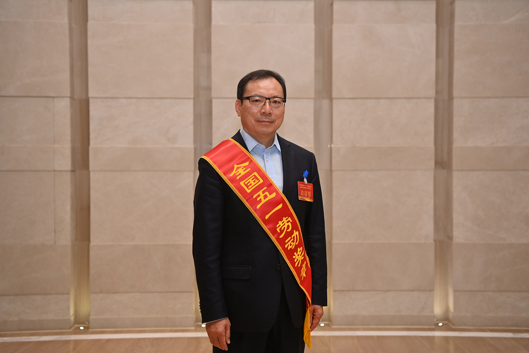 Sany Heavy Industry: Mr. Tang Xiuguo won the "National May Day Labor Medal"!