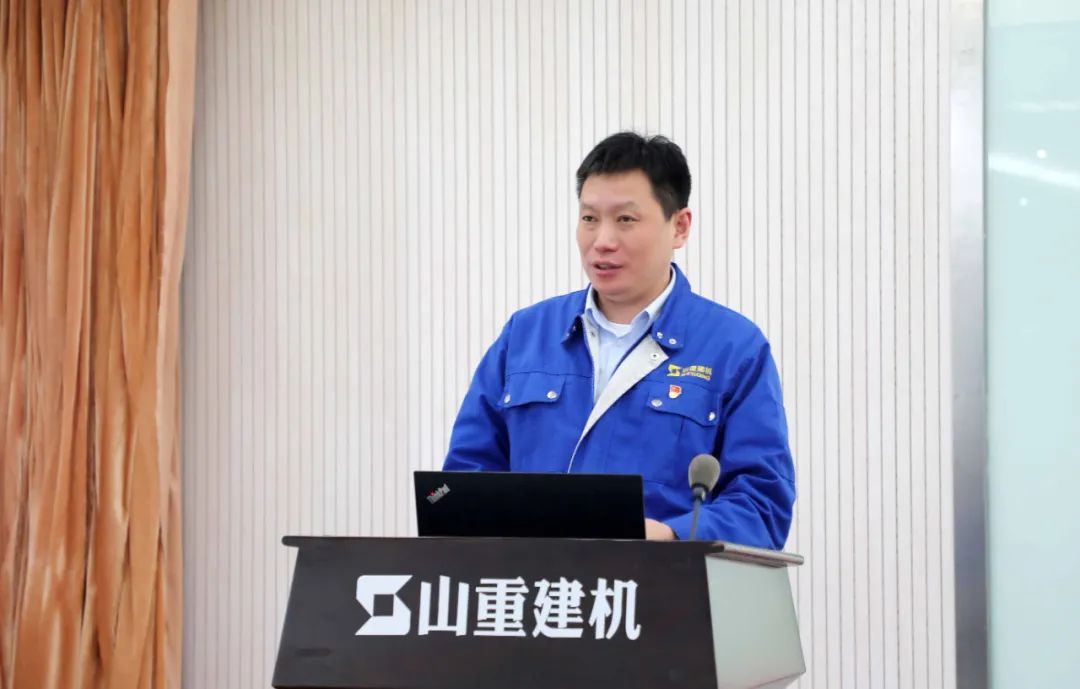 Mountain Reconstruction Machine: The company held the May 1st and May 4th Commendation Conference and the "Cultural Star" Commendation Conference in March