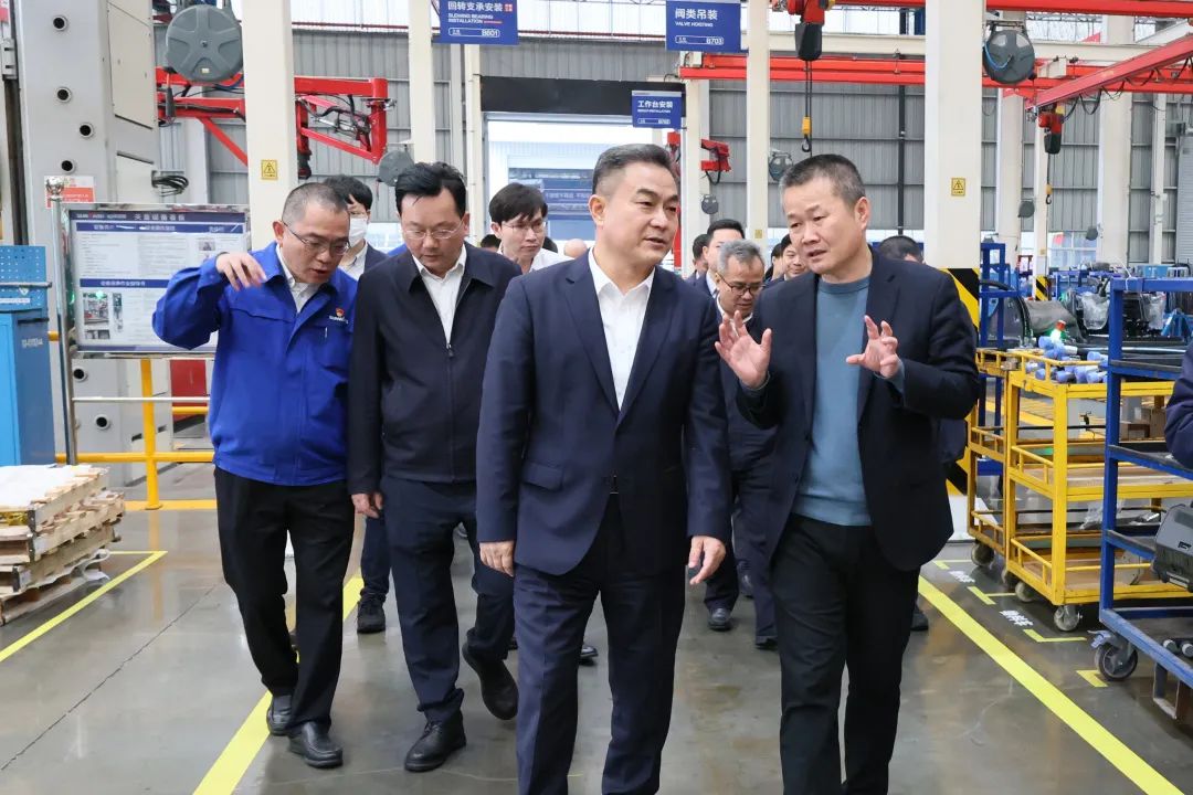 Ni Qiang, Vice Governor of Hainan Province, Investigates Sunward Intelligence