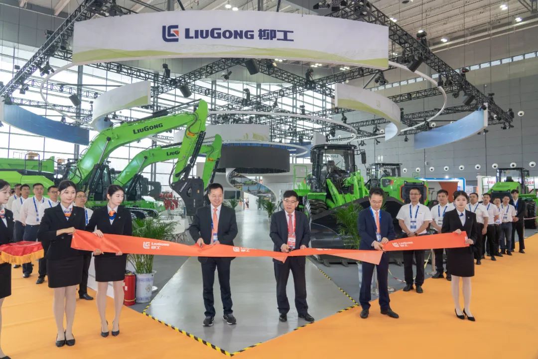 Liugong Green Intelligent Solution "Electricity" Bright CICEE2023 Changsha Exhibition