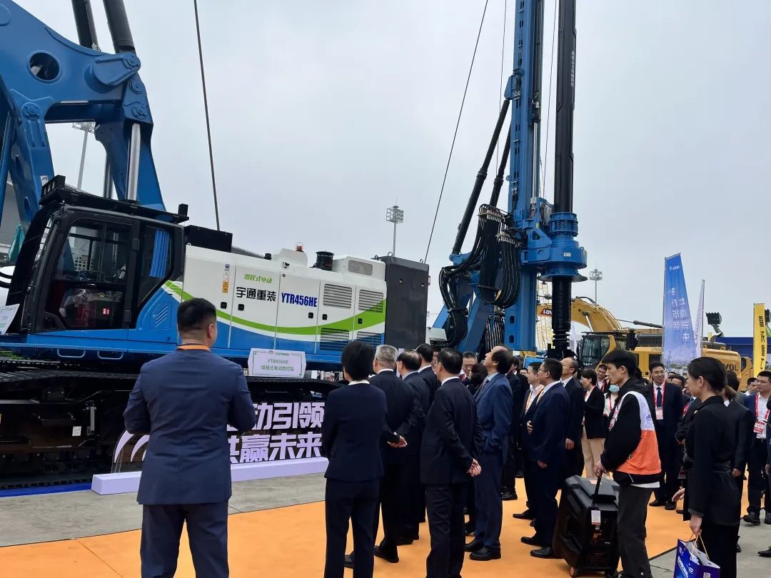 [Come with Electricity] Yutong Electric Construction Machinery Collective Appearance at Changsha International Exhibition