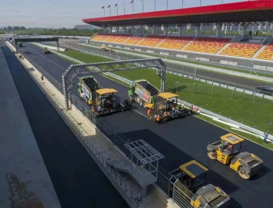 Volvo Road Equipment & Tianbao 3D Paving Helps the Construction of the Main Track of Zhengzhou International Circuit!