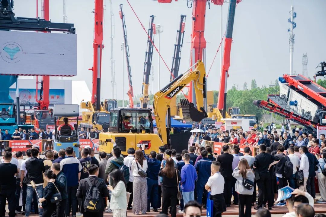 Full of popularity, earn enough eyeballs! Sany Excavator Appears in Changsha Exhibition!