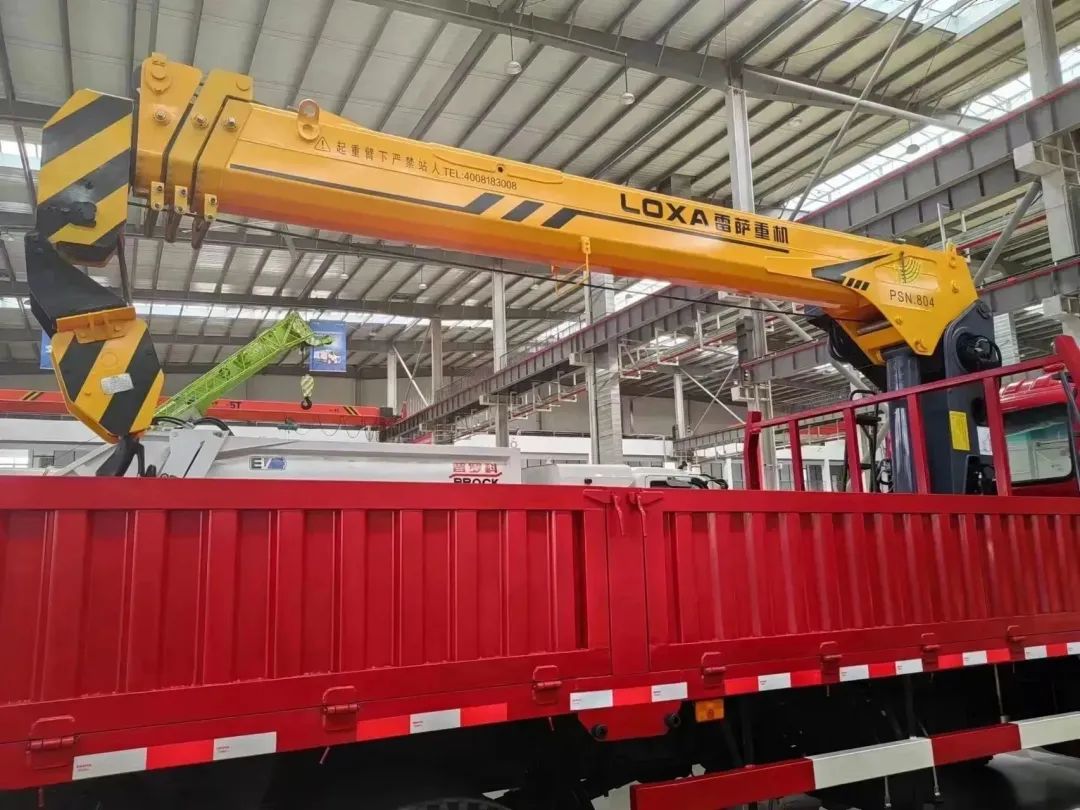 King's posture shows its true colors | Fukuda Leisa truck-mounted crane is higher, farther and more efficient