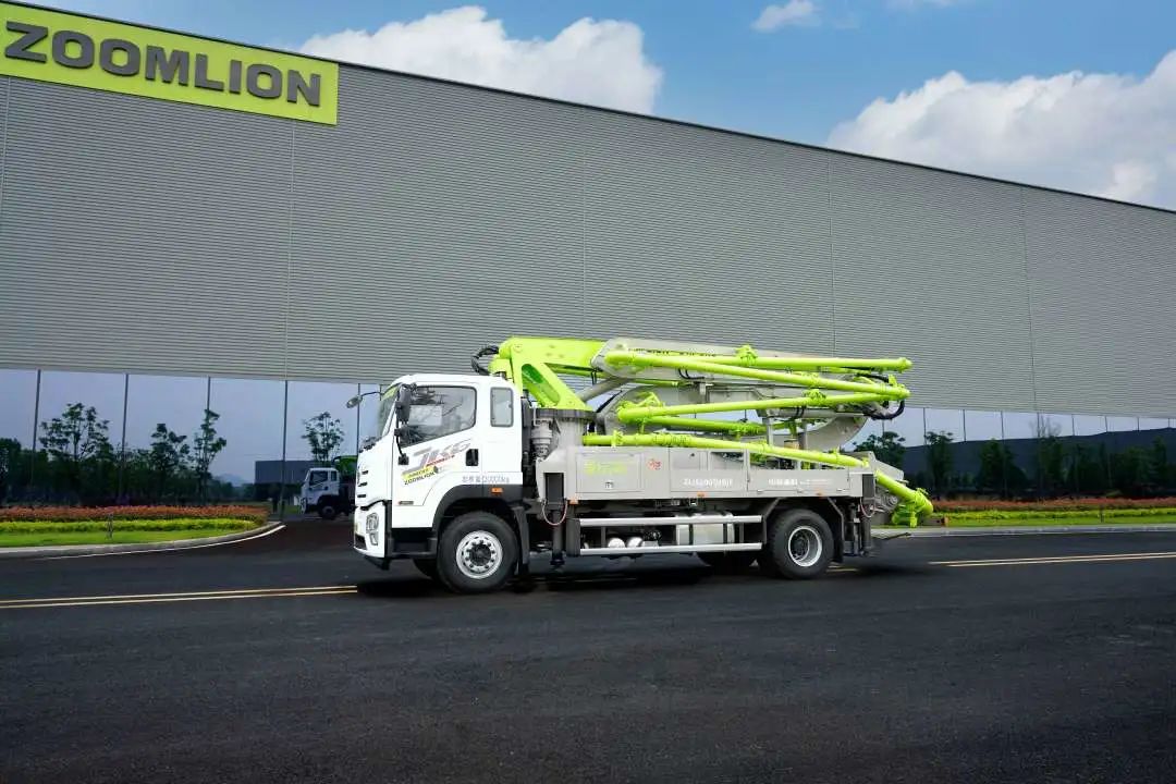 Municipal pioneer, the king of factory buildings! Zoomlion "Lingyun" 2 Bridge 31m Pump Truck Stunning Launch