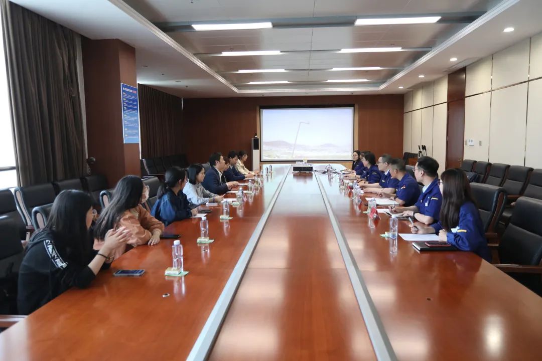 XCMG Fire Department and School of Foreign Languages of Nanjing University Hold Employment Practice Base Licensing Ceremony and Cooperation Seminar