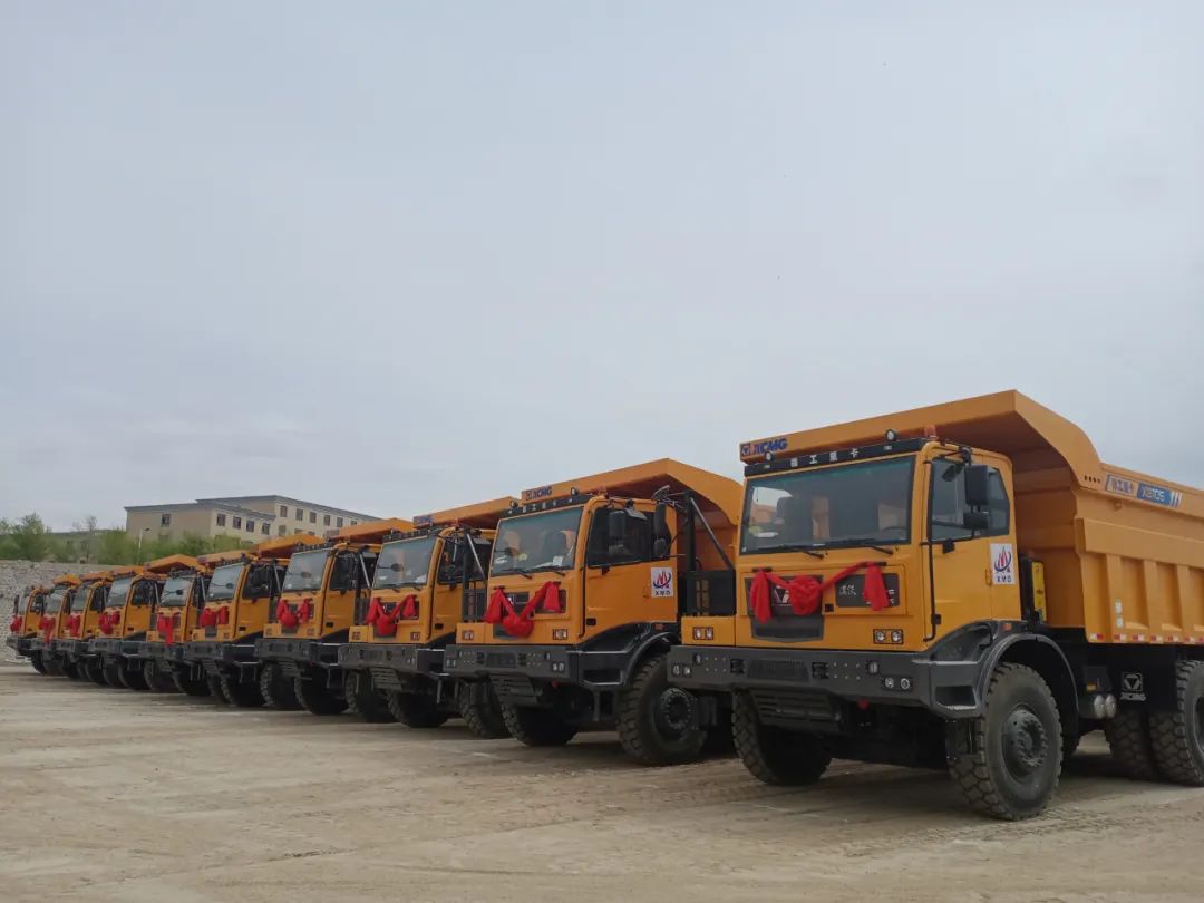 Nice to meet you in Ili! 30 Xugong Mining Wide-body Vehicles Departure "Jiangnan Beyond the Great Wall"