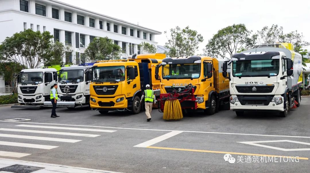 Clean and Smooth Passage of Vehicles-Meitong Construction Machinery Whirlwind High-speed Sweeper Hubei Liangjian