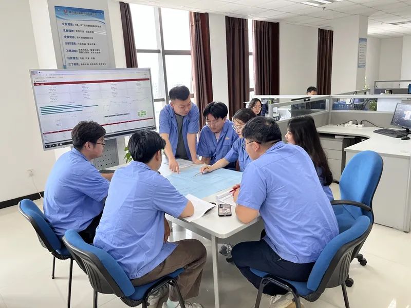 Shaanxi Construction Machinery Co., Ltd.: The Youth League Branch of Construction Machinery Research Institute won the title of "May 4th Red Flag Youth League Branch" in the national coal industry