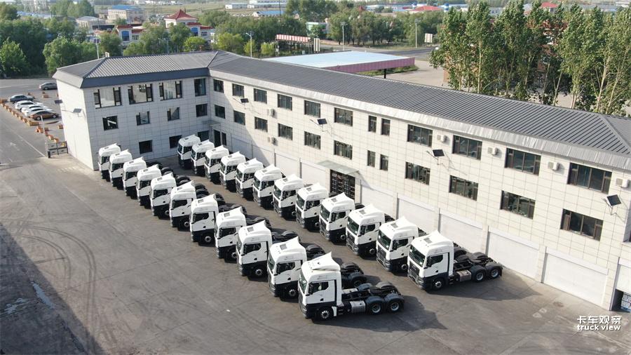 Helping Hao Rui Logistics to Achieve Efficient Quality Transportation Mann Delivers 25 TGX Tractors at One Time