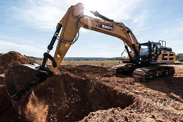 In June 2023, 15766 excavators were sold, with a year-on-year decrease of 24.1 percent.