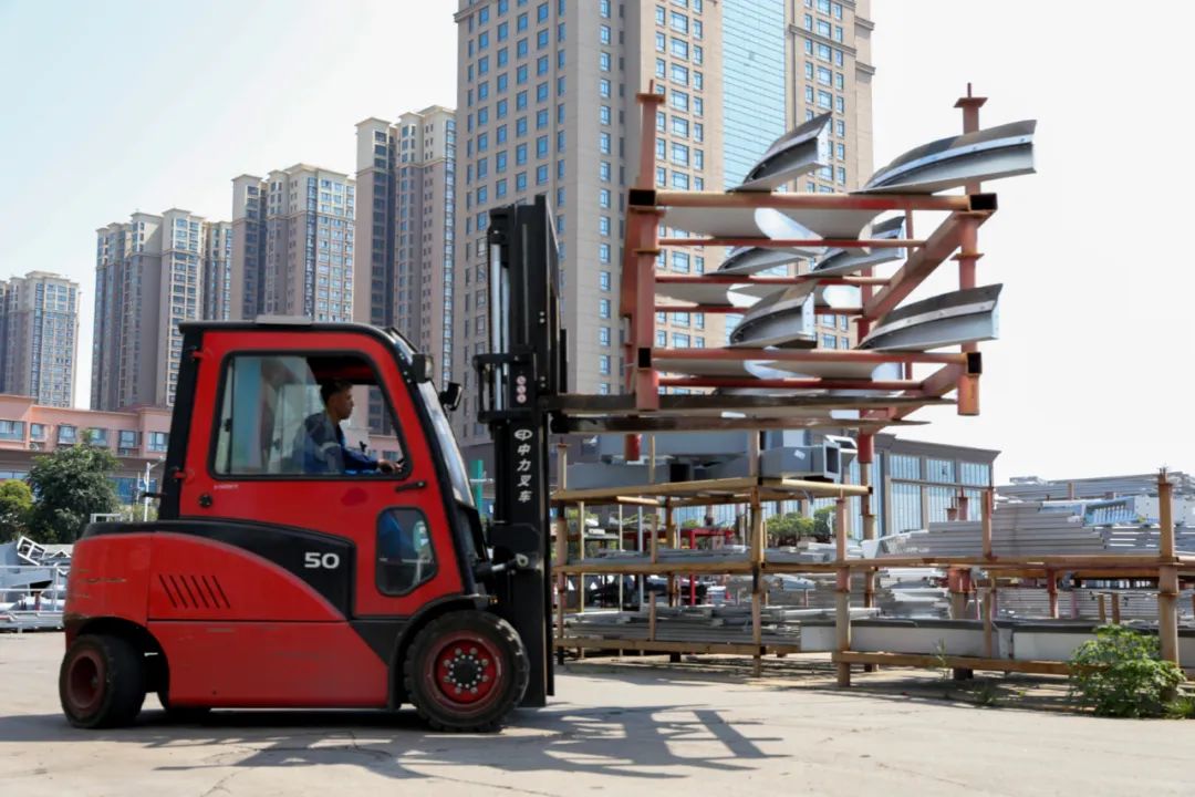 CCCC Xizhu: Equipment Branch: "Steaming" War High Temperature Delivery Busy, Go All Out to Ensure Delivery