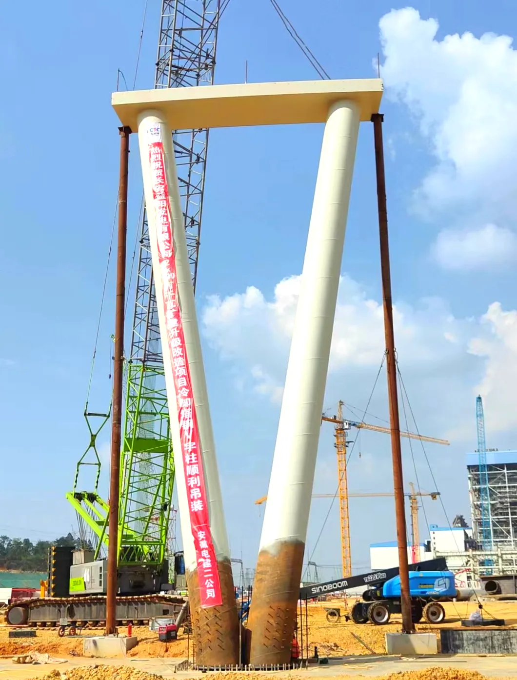 Zoomlion Crawler Crane Helps Build World's Highest Cooling Tower