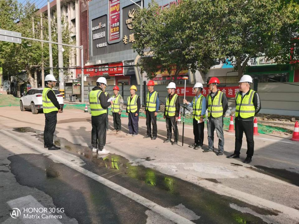 CCCC Xizhu: Grasp the Progress and Rush the Construction Period! Energy and Environmental Protection Science and Technology Branch is busy in the construction of water accumulation point project in the old urban area of Weinan Huazhou