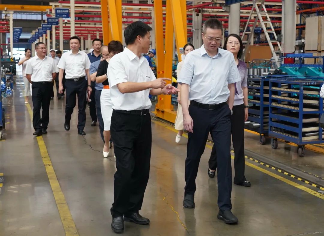 Kang Zhenlin, Vice Mayor of Changsha Municipal People's Government and Chairman of Changsha Federation of Industry and Commerce, Investigates Sunward Intelligence