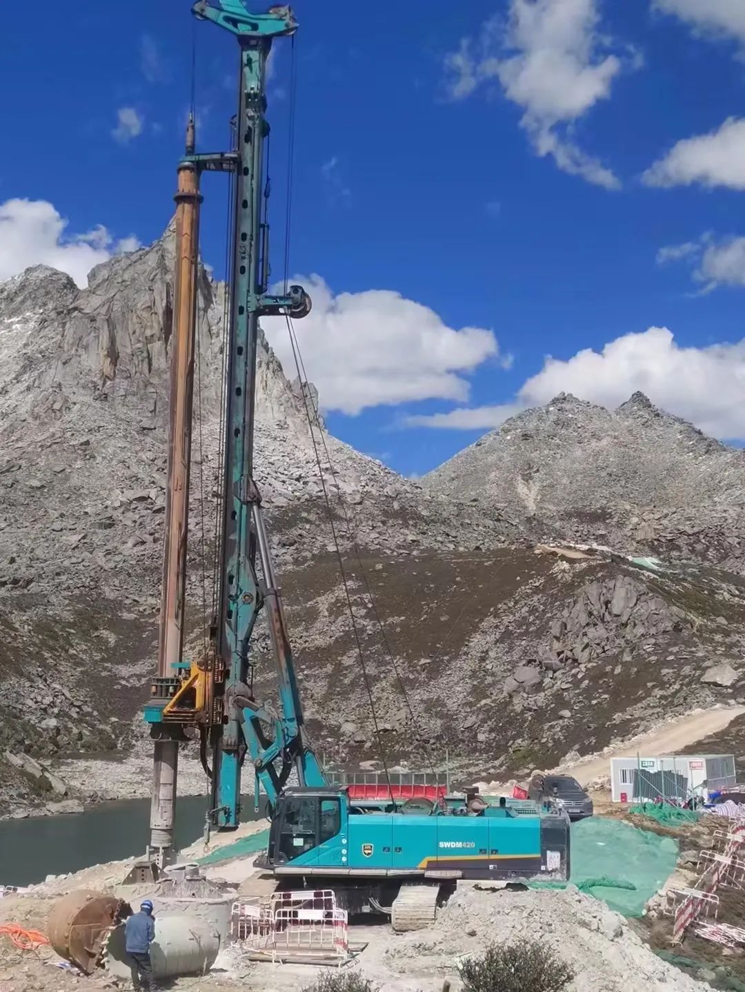 Helping the World's Highest Altitude UHVDC Transmission Project, Sunward Intelligent Rotary Drilling Rig Shows Hard Core Strength