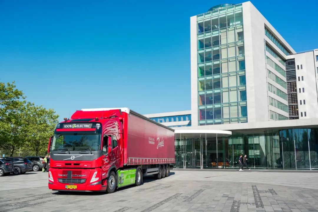 Volvo Trucks and Danfoss Cooperate to Launch Full-Time Electric Heavy Truck Fleet