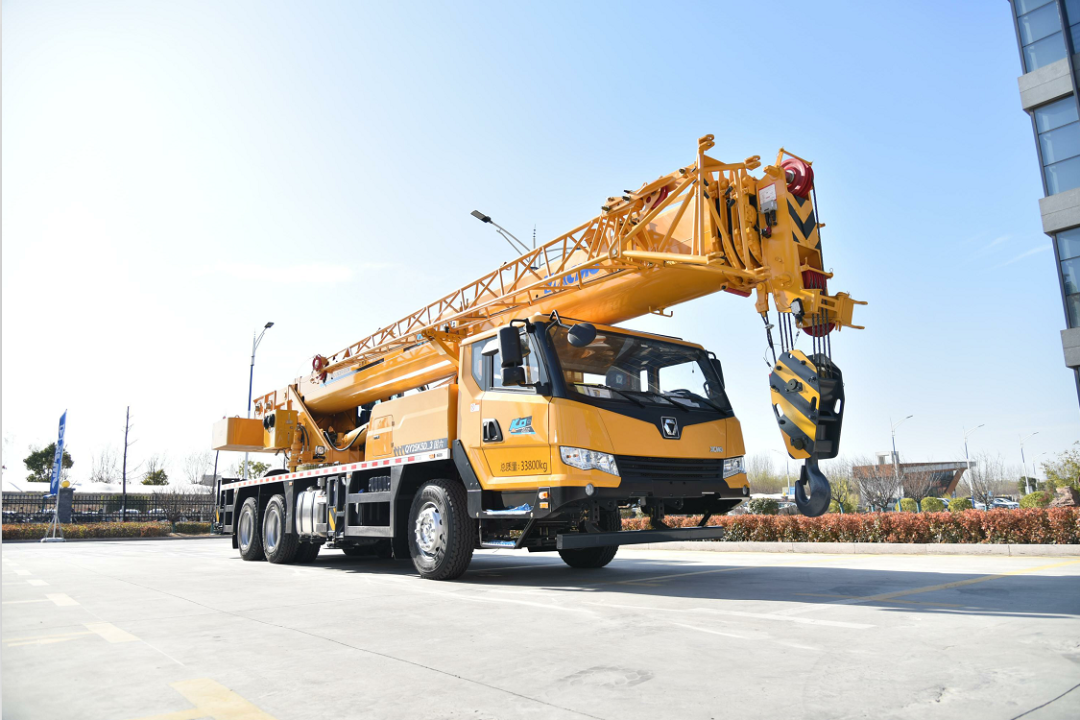 XCMG 25-ton crane, which one do you like?