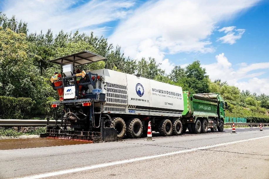 Gaoyuan Shenggong won the first prize of Henan Transportation Science and Technology Progress Award for "Key Technologies for Functional Collaboration and Optimization Integration of Highway Maintenance Engineering Equipment"