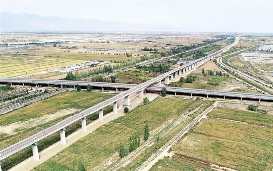 Construction of Baotou – Yinchuan Railway is in full swing