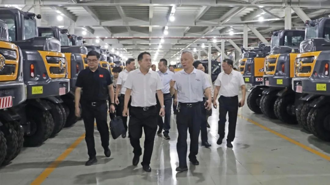 Xiao Hanhui, Chairman of Quanzhou CPPCC, and His Delegation Visited Xinyuan Heavy Industry for Investigation and Guidance