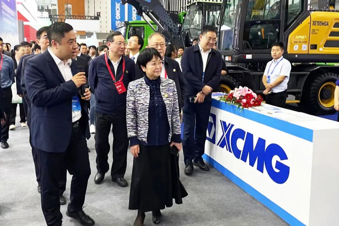 Enabling the green development of urban construction, Xugong's new energy products made a brilliant appearance in Nanjing!