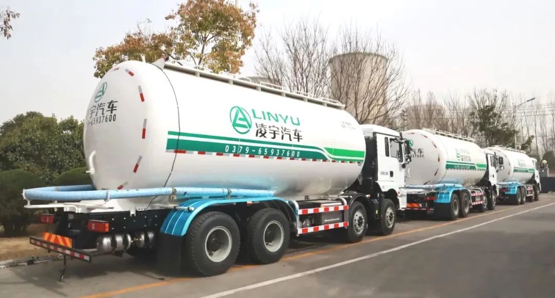 Who is the "red man" in the industry? Lingyu Dry-mixed Mortar Truck Grasps the "Code of Getting Rich" and Has a Bright Future!