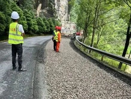 Site Report | Application of Wirtgen W 380 CR High Performance Foamed Asphalt Cold In-place Recycling Technology in G242 National Highway Large and Medium Repair Project in Shiyan, Hubei