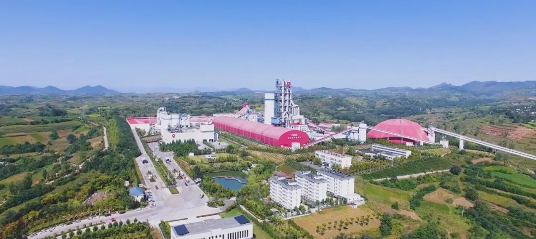 Join hands with Sinoma Xi'an, Yutong Mining Card adds weight to green mine construction