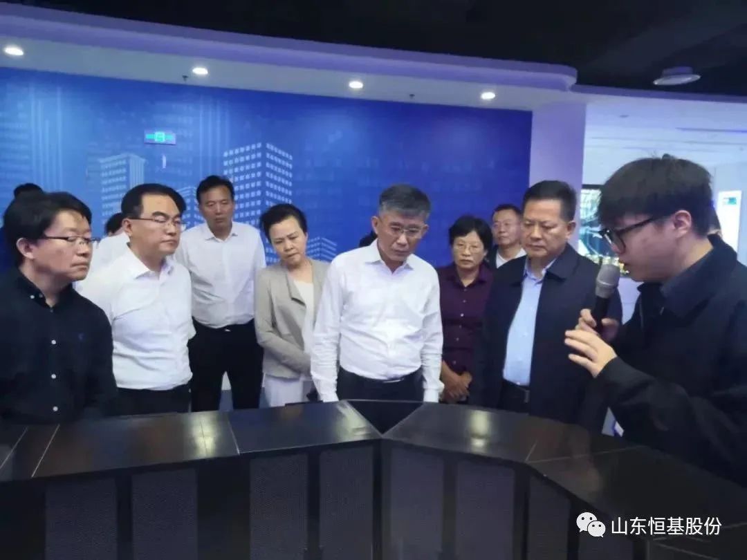 Zheng Hongbo, member of the CPPCC Provincial Committee and chairman of Hengji Group, was invited to attend the visit to Jinan