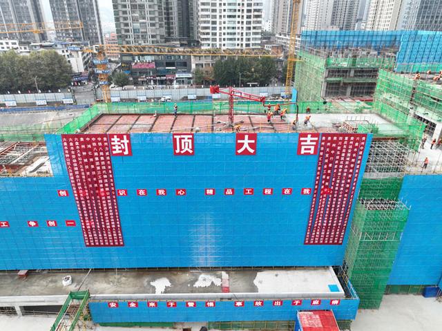 New progress has been made in the construction of the square in front of Liupanshui Station of Anliu Railway