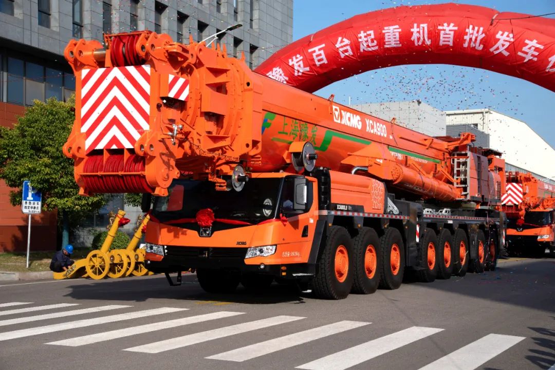 Quasi-orange! Make it! The first batch of equipment for batch orders of 100 XCMG cranes will be delivered!