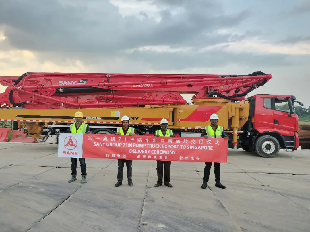 Sany Heavy Industry: "China Red" Shines in Singapore!