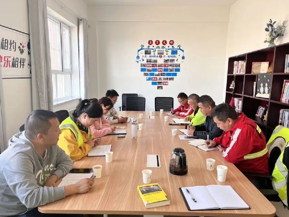 Xinjiang Trading and Investment Group Operating Company Carries out Maintenance Management Inspection Work in the Third Quarter to Improve Highway Maintenance Capacity and Help Safe and Smooth Travel