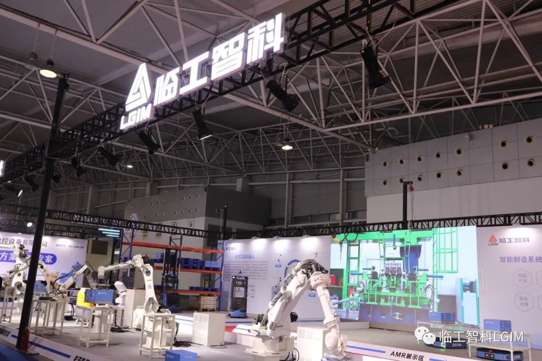 Lingong Zhike appeared at the 2023 China Laser Industry Expo to fully empower the laser industry chain to achieve automation, digitalization and intellectualization.
