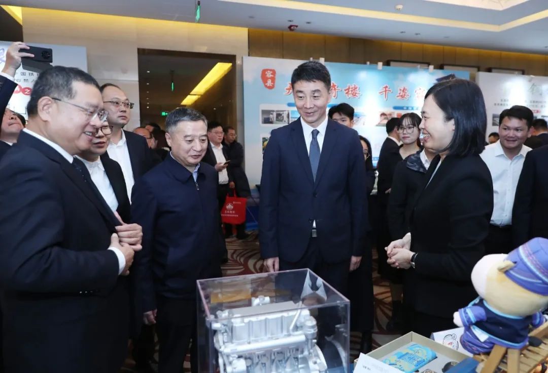 Jointly signed an agreement to seek development, Yuchai participated in the investment promotion meeting of Yulin City docking Beijing-Tianjin-Hebei (Beijing)
