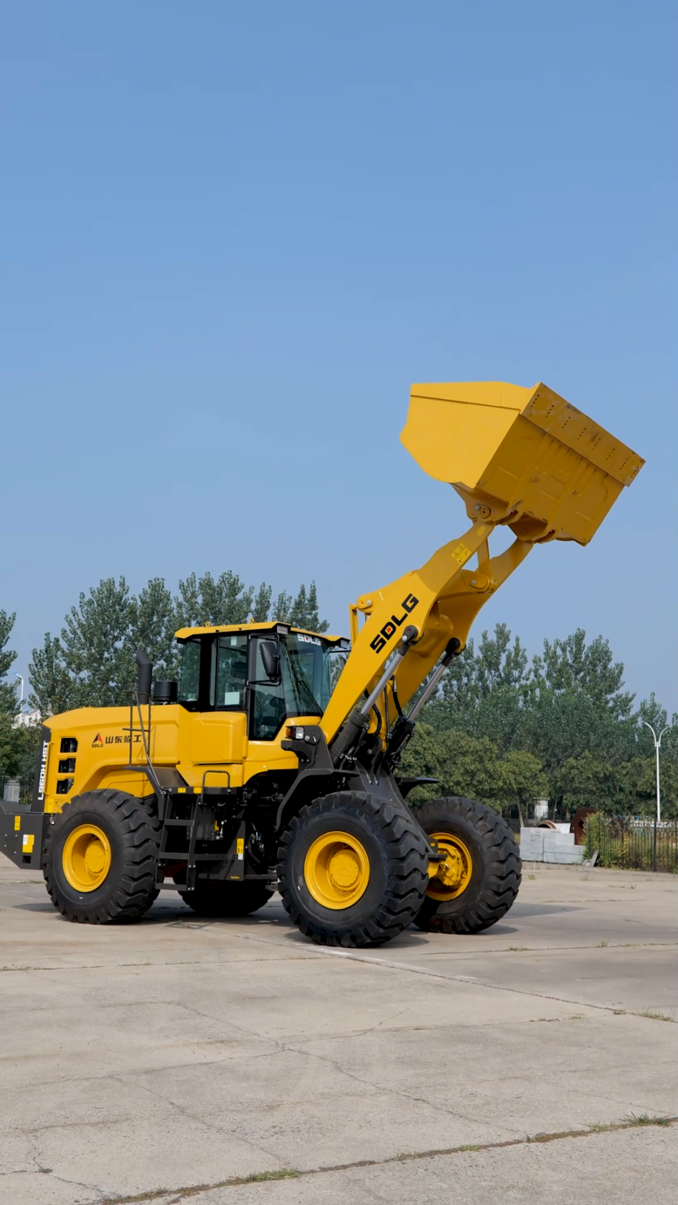 Shandong Lingong L960HHST Hydrostatic Loader, Your Reliable "Iron Brother"