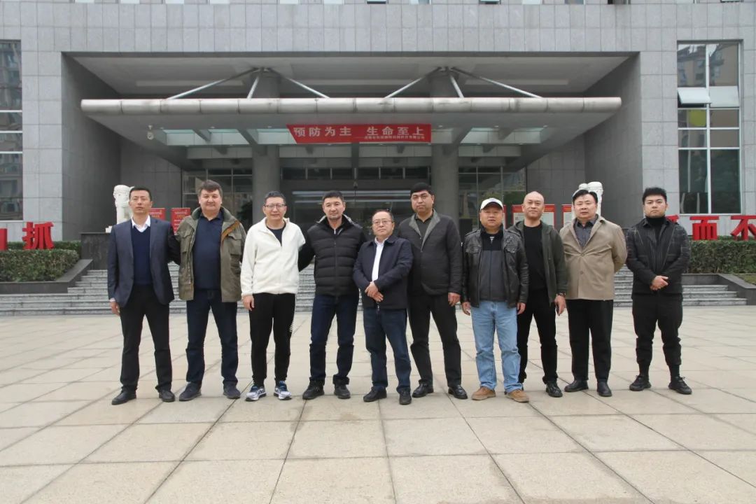 Kazakhstan Akmo Group Baltabekov. Chairman Aldak and His Delegation Visited Xinzhu Co., Ltd.