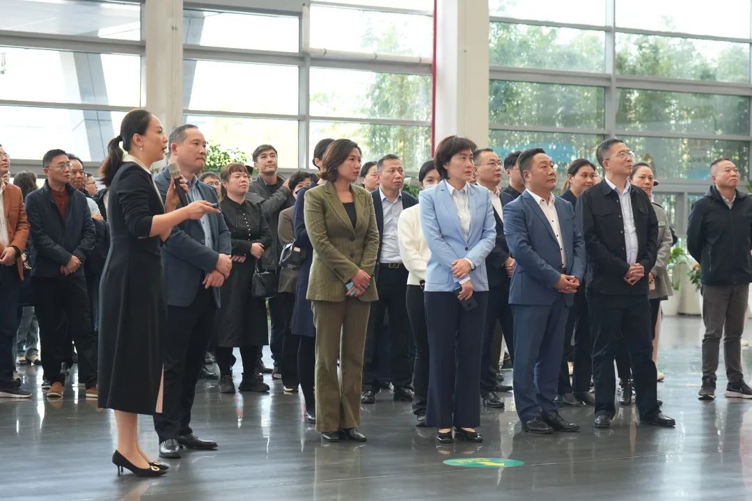 Li Aiwu, Director of the Provincial Department of Culture and Tourism, and his delegation visited Sany Heavy Truck to carry out high-quality research activities on industrial tourism in the province.